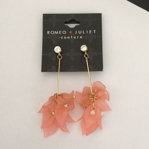 Romeo & Juliet Bezel Crystal bar & Peach Flower